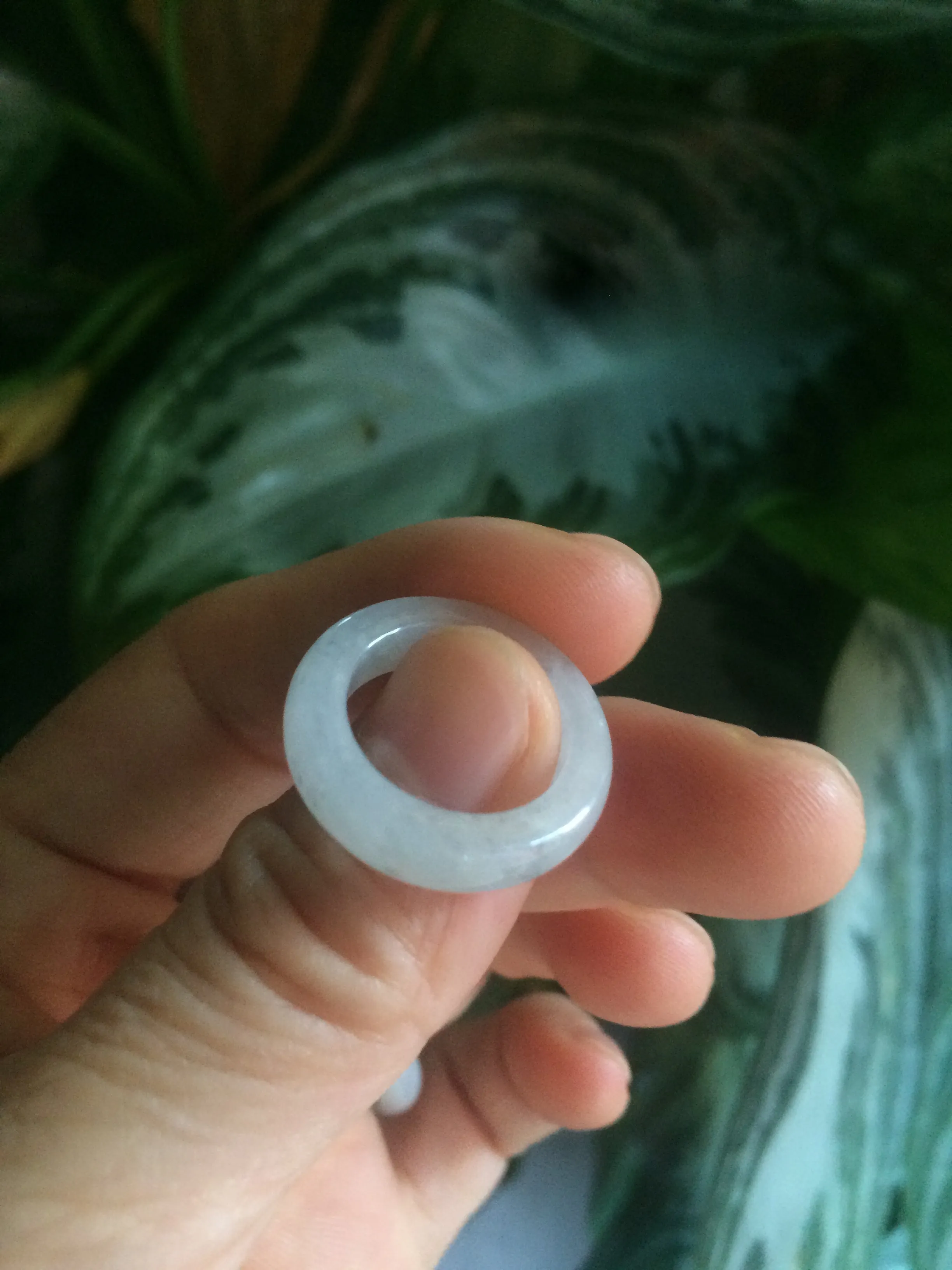 100% natural type A green/white/yellow jadeite jade band ring  Q12