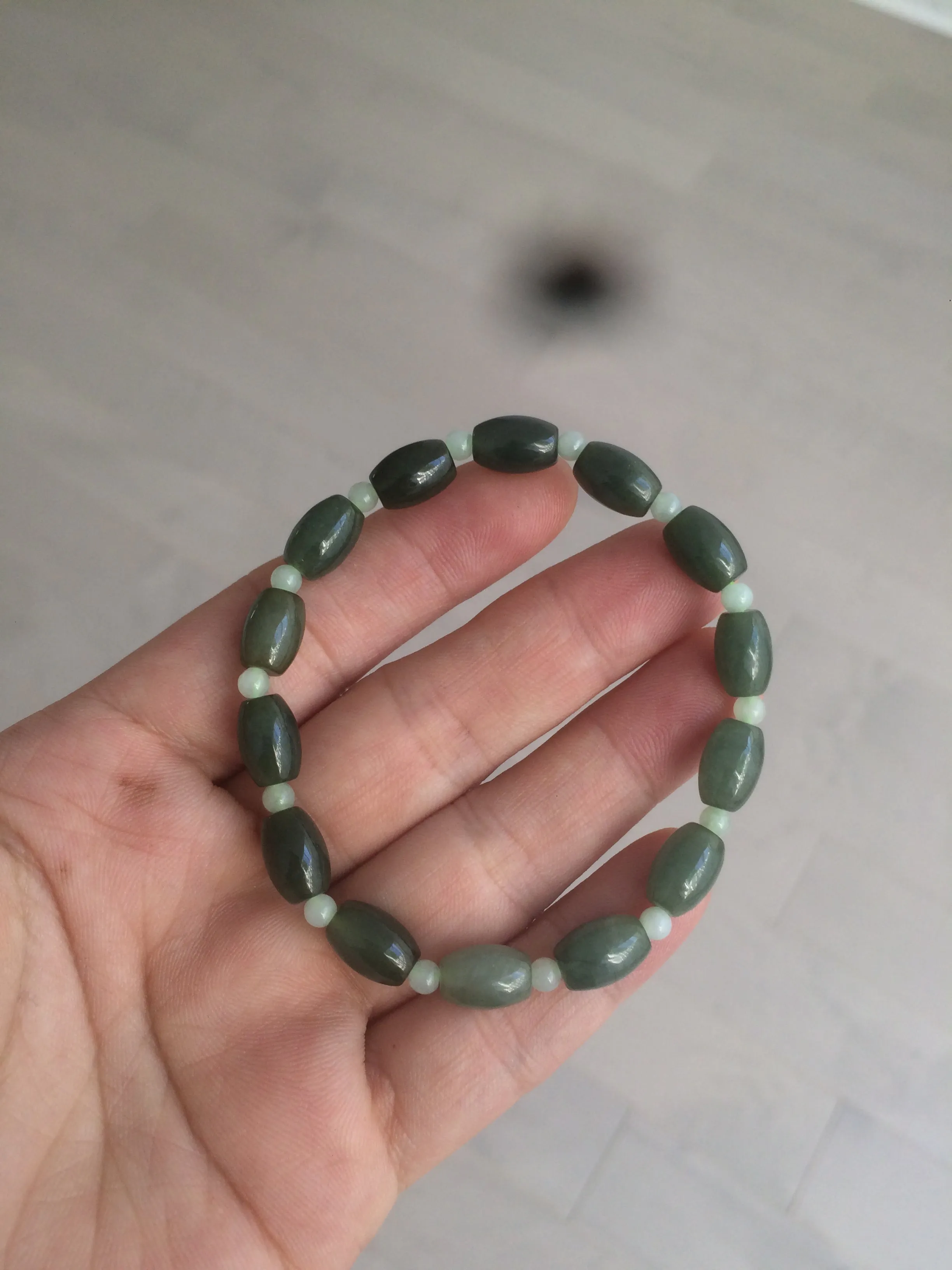 100% natural  type A oily dark green olive  round jadeite jade bead  bracelet AT91