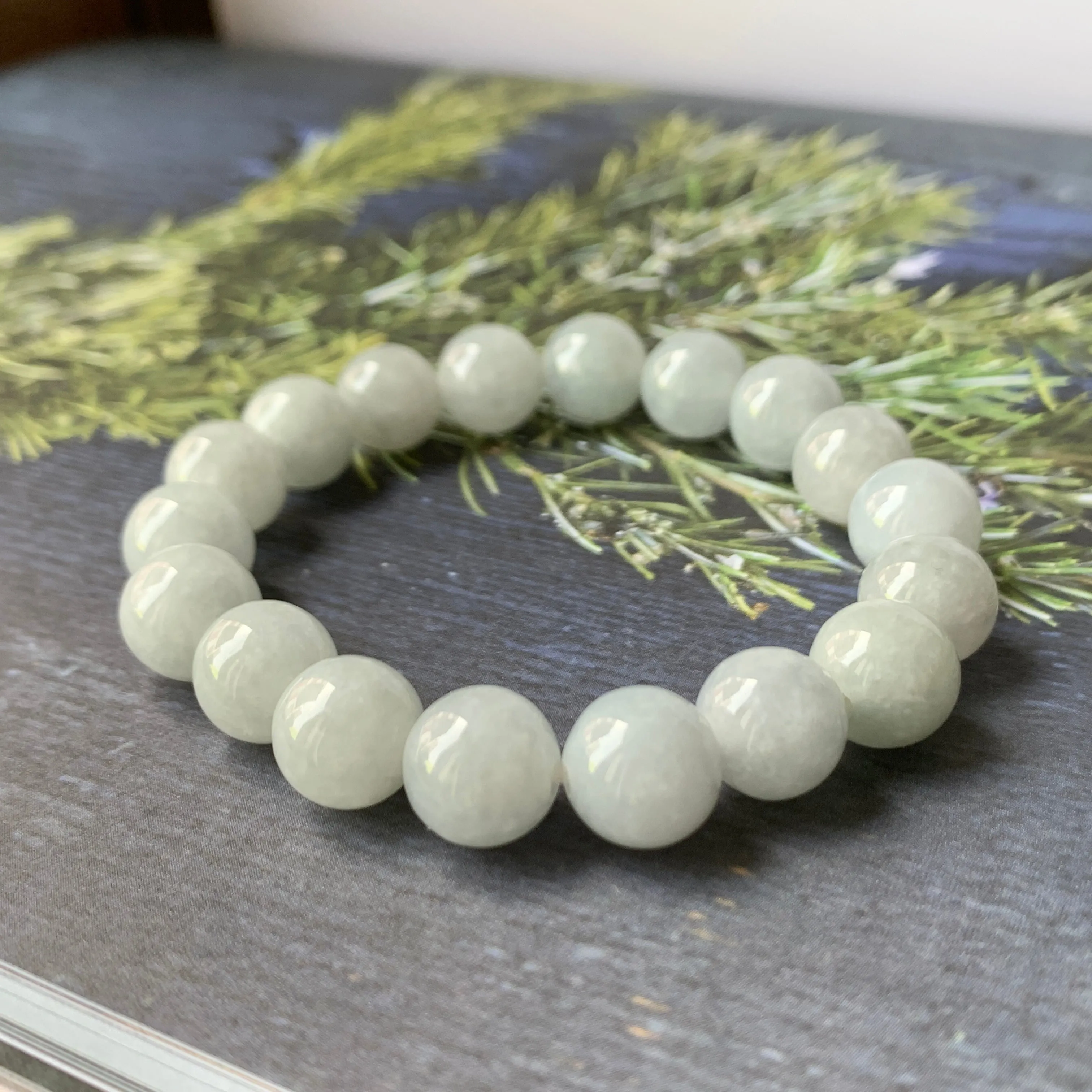 10mm A-Grade Natural Grey Jadeite Beaded Bracelet No.220568