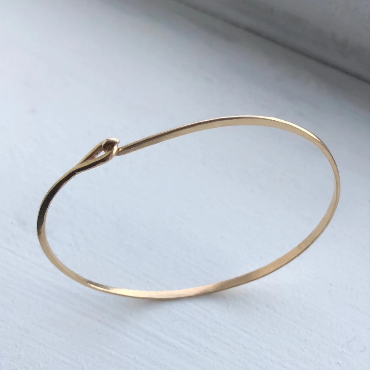 14k Hammered Gold Hook & Eye Bracelet