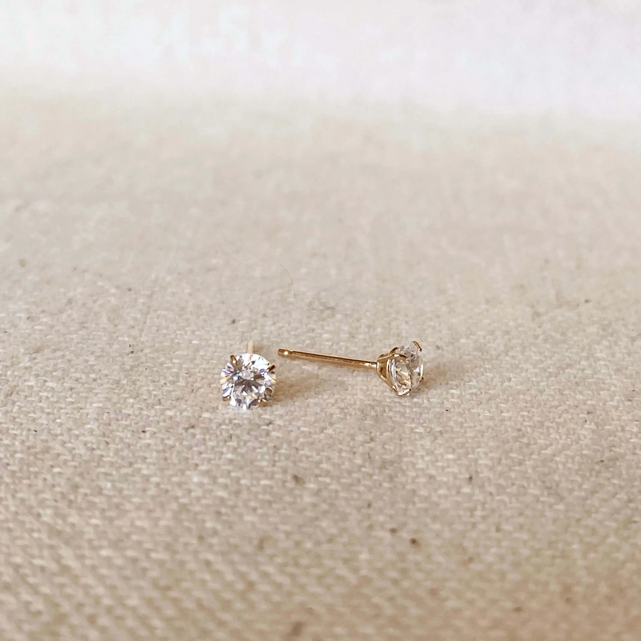 14k Solid Gold Round 4mm Cubic Zirconia Stud Earrings