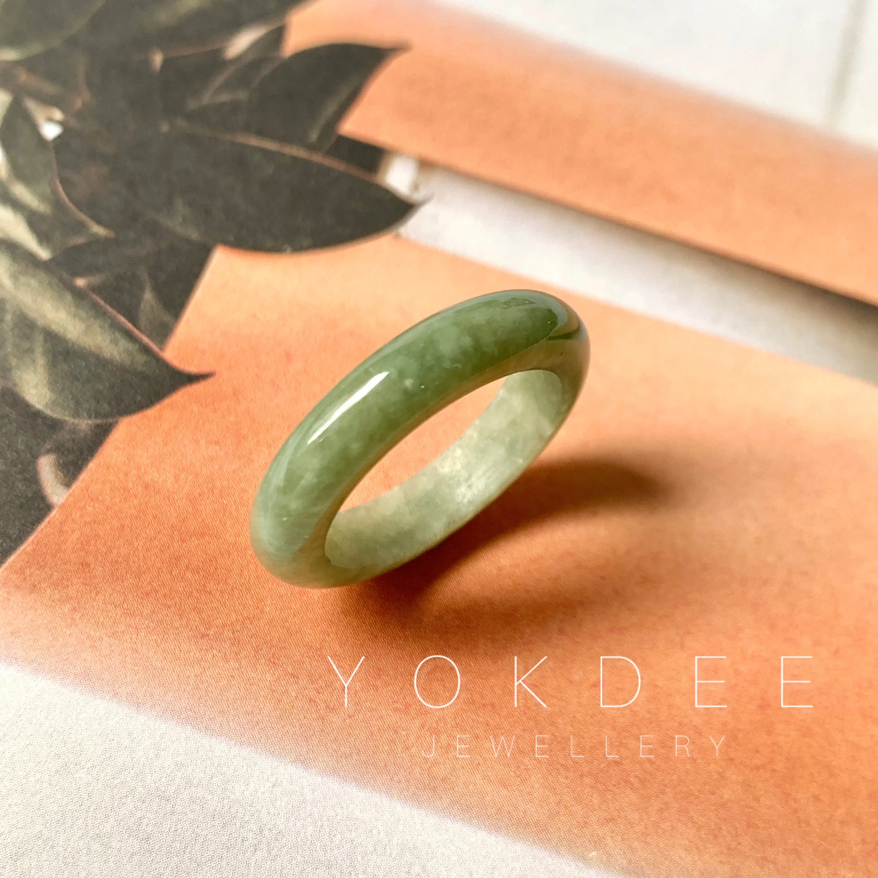 17.8mm A-Grade Natural Green Jadeite Abacus Ring Band No. 161876