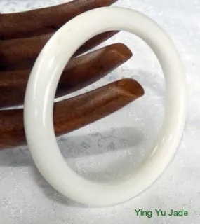 Best Quality Classic Round White Chinese Jade Bangle 59 mm