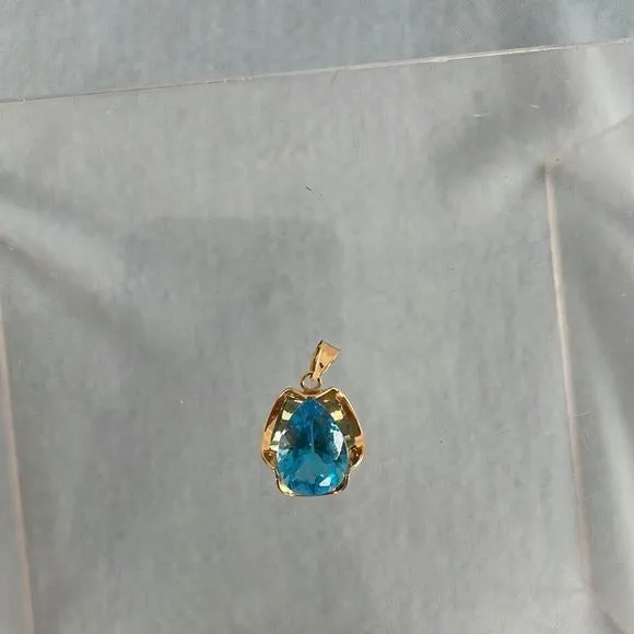 BlueTopaz 14kt Pendant