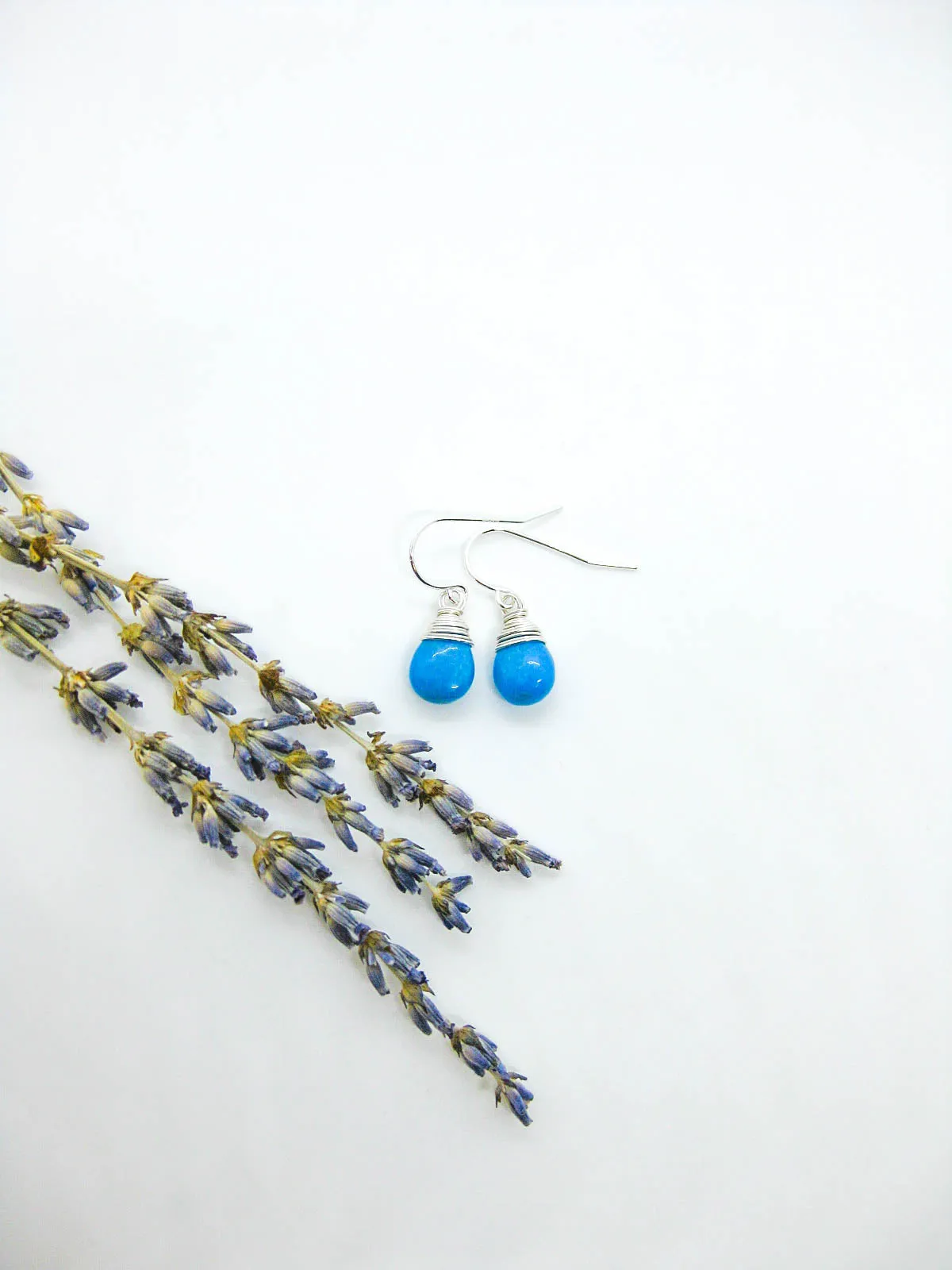 Chamomile: Blue Turquoise Earrings - e746