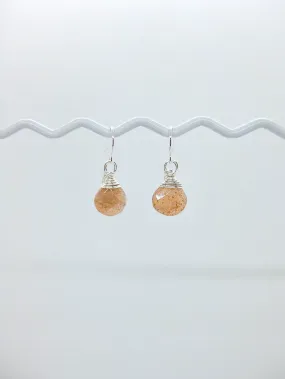 Chamomile: Peach Moonstone Earrings - e678