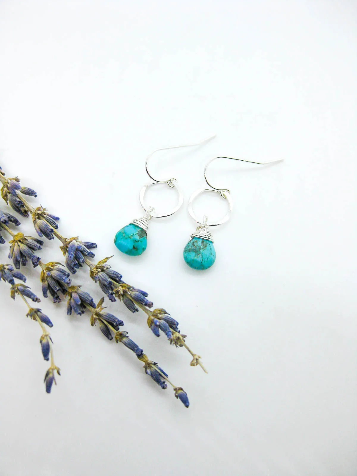 Daisy: Turquoise Earrings - e728