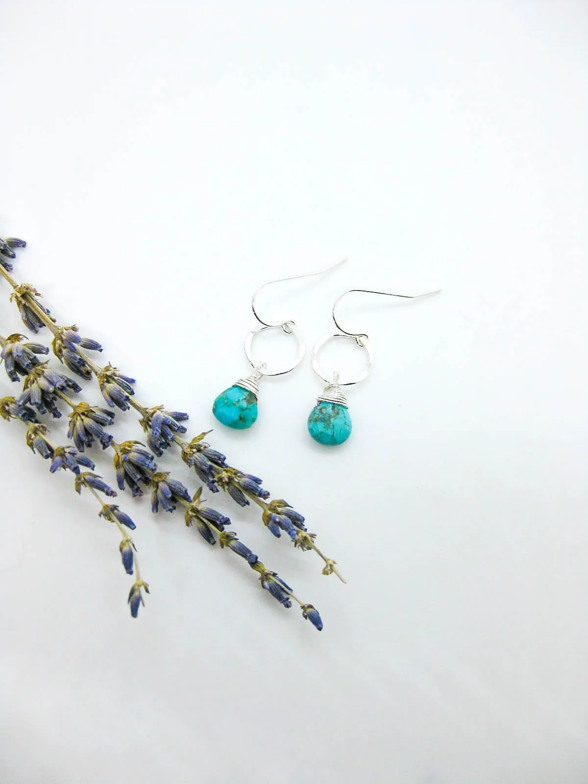 Daisy: Turquoise Earrings - e728