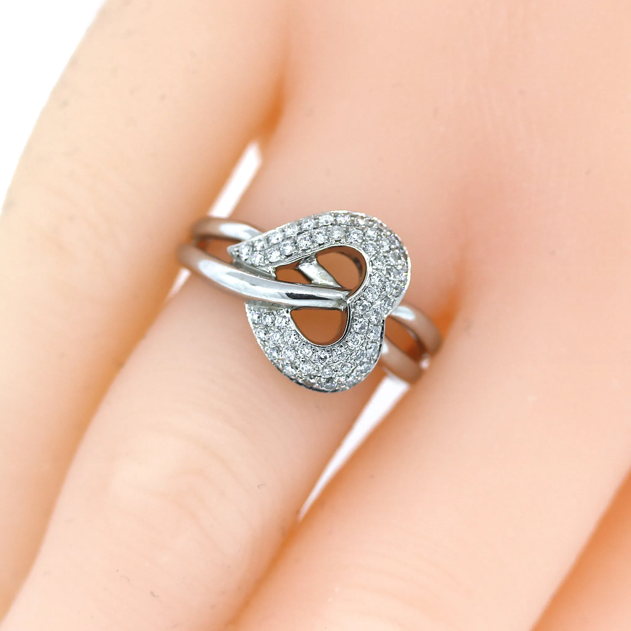 Diamond Studded Heart Ring in 14k Gold