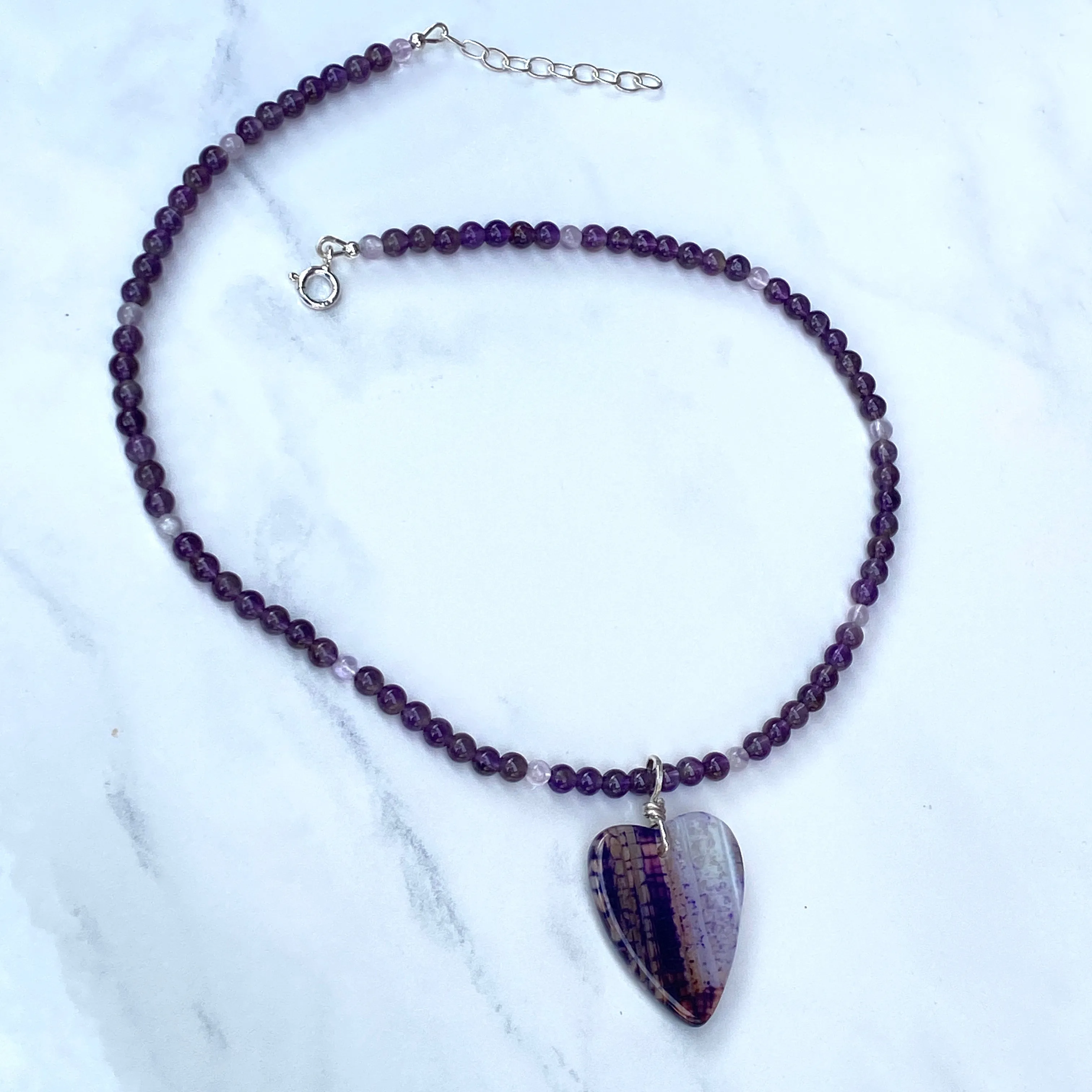 Dragon’s Vein Agate Heart Pendant Choker/Necklace with Dark and Lavender Amethyst Gemstone Necklace