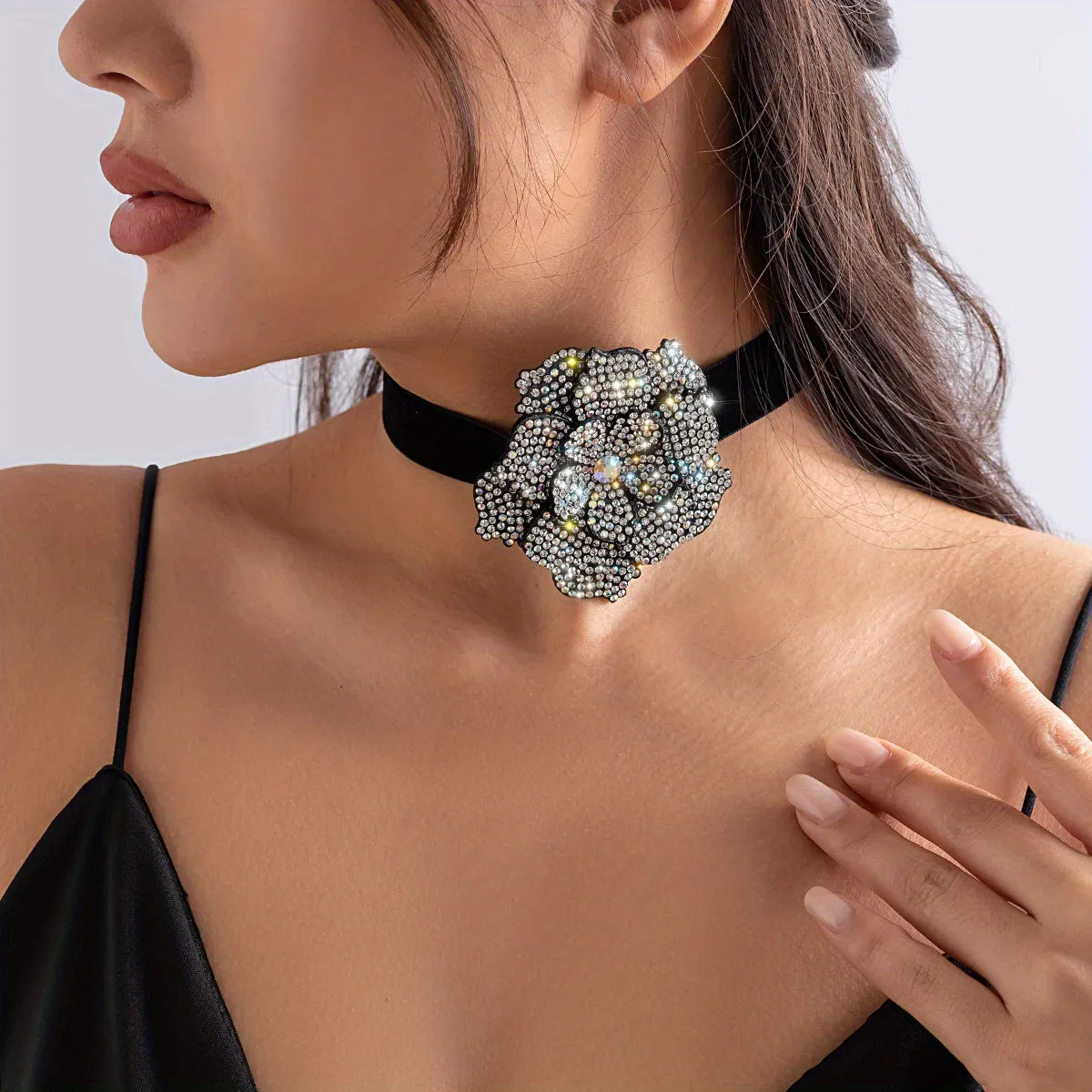 Elegant Vintage Rose Flower Choker & Bangle Set - Rhinestone-Adorned Black Velvet Velour for Women