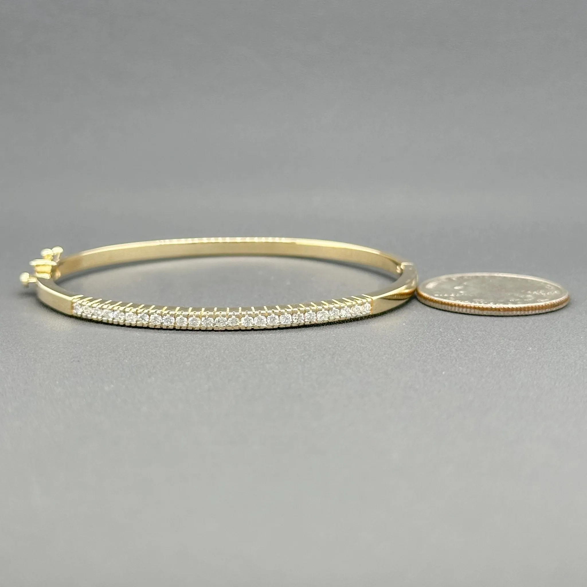 Estate 14K Y Gold 0.25ctw I-J/SI1-2 Diamond Bangle