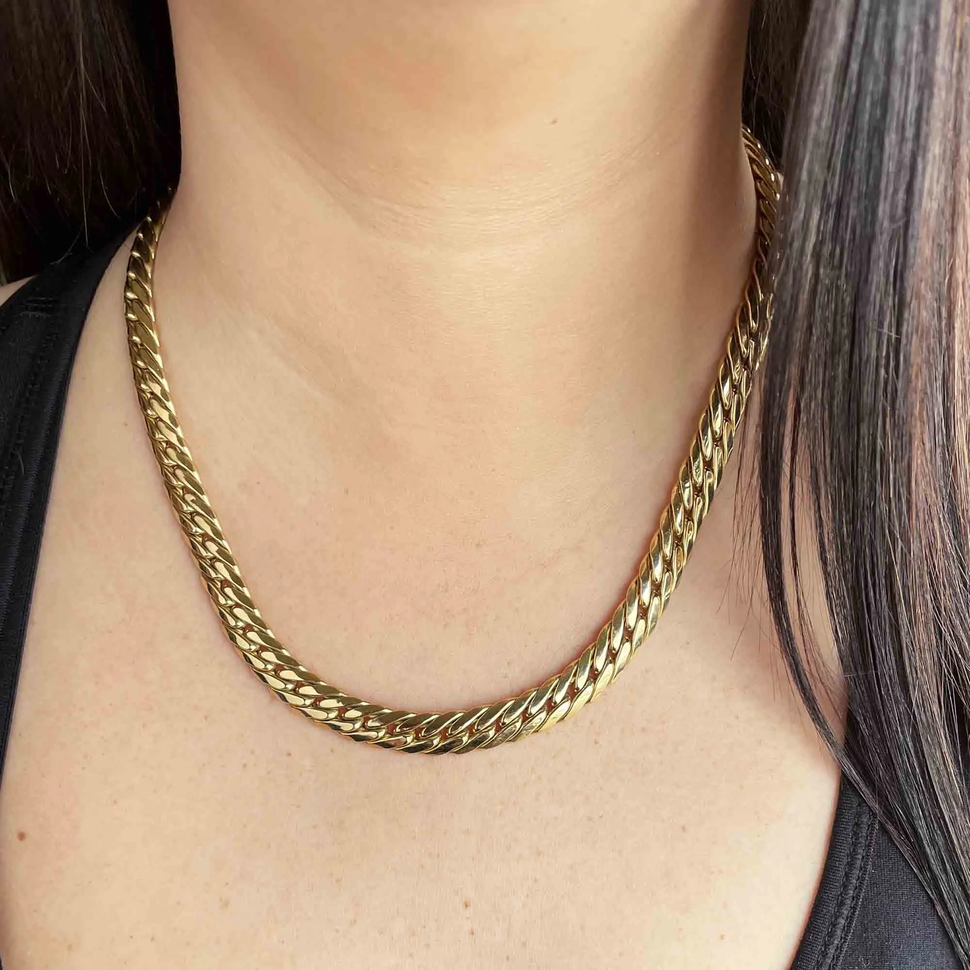 Elegant Solid 18K Gold Flat Curb Chain Necklace - 57g Premium Luxury