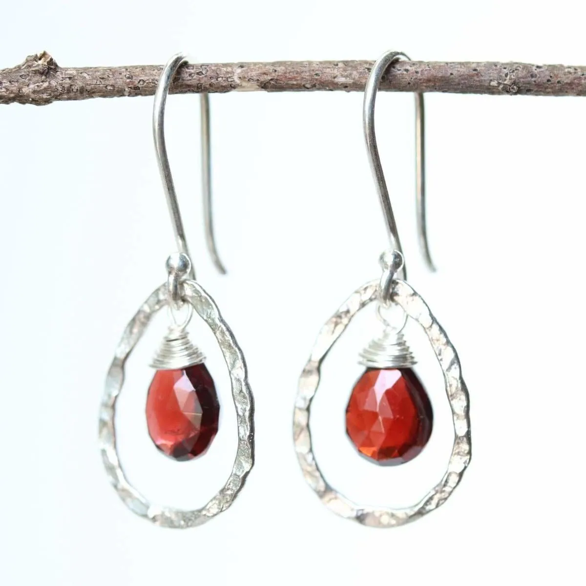 Garnet earring, red garnet earring, garnet drop earring, silver drop earring, silver dangle earring, January birthstone earring