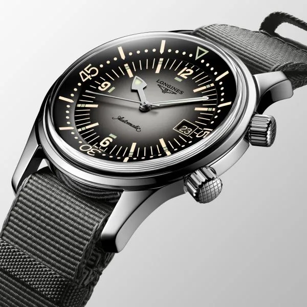 Legend Diver Watch Automatic 42Mm Black and White