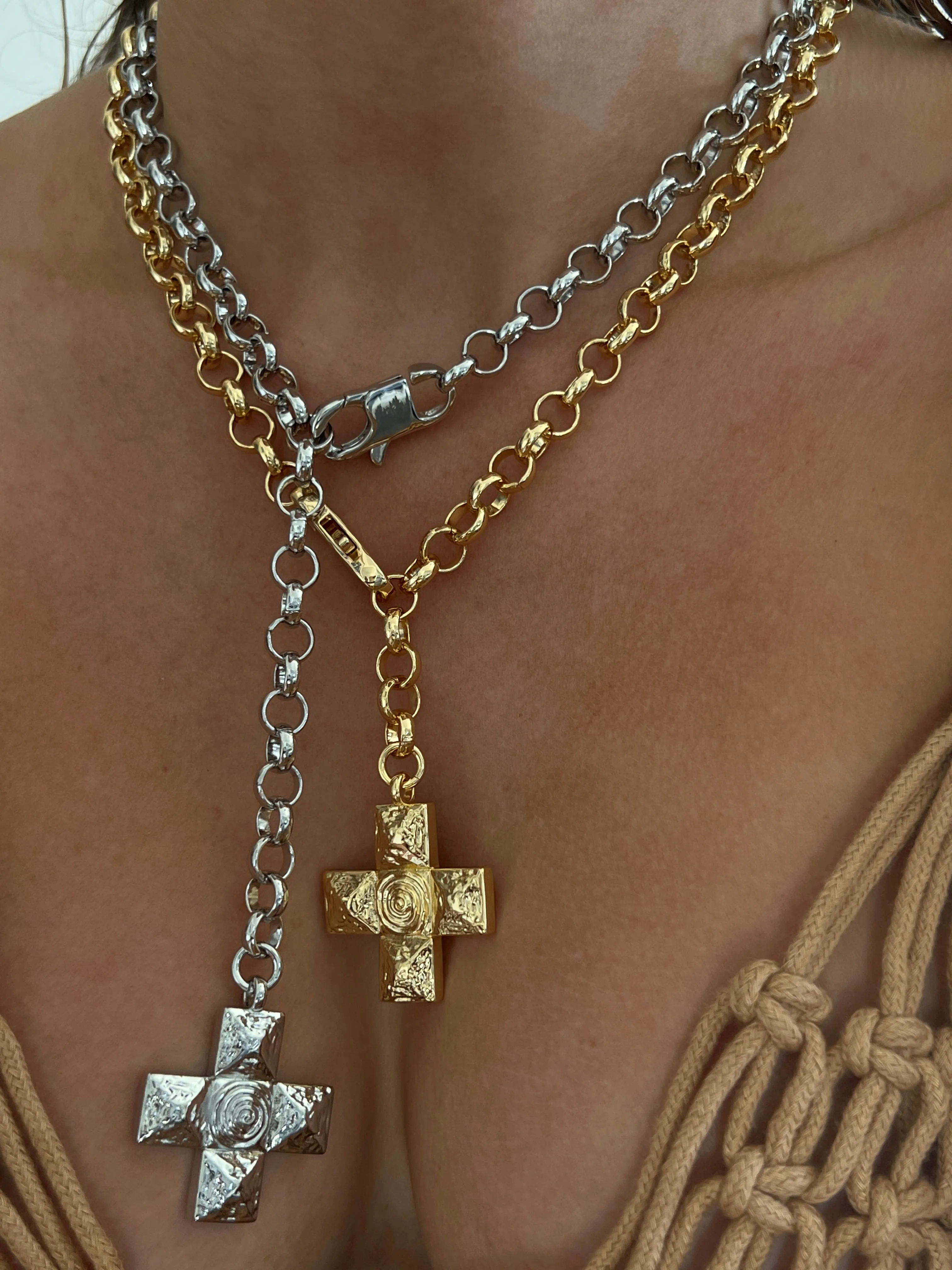 Molten Cross Pendant Necklace- Silver