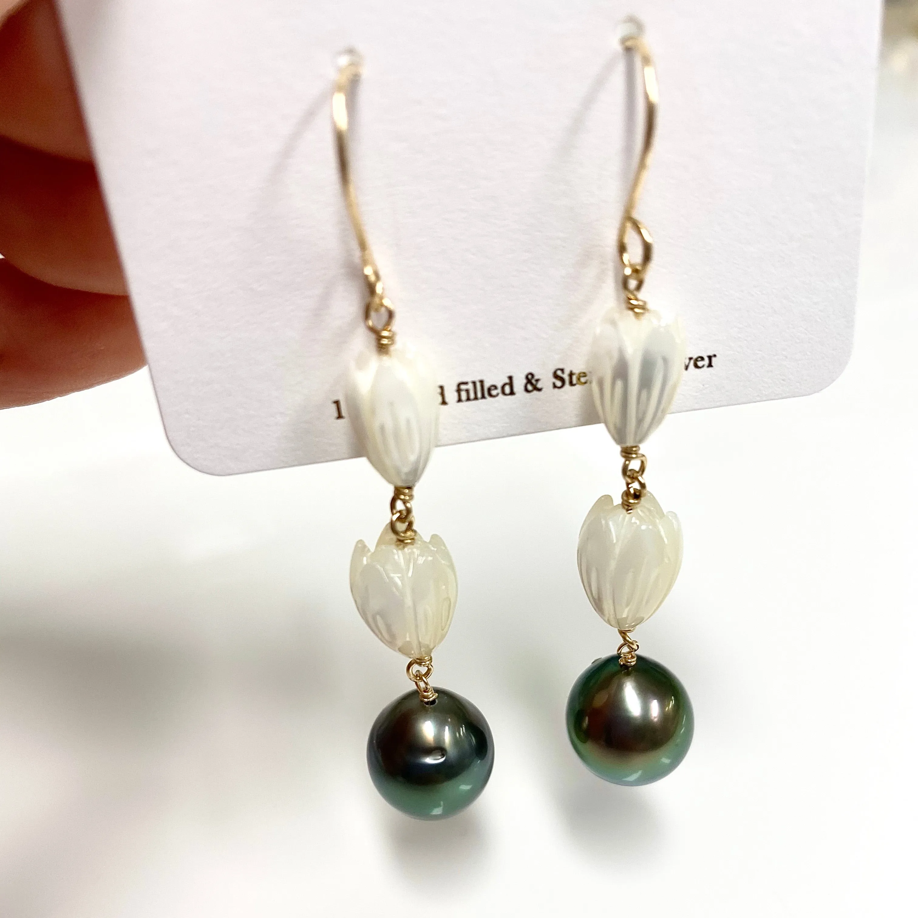 Pikake earrings- Tahitian pearl