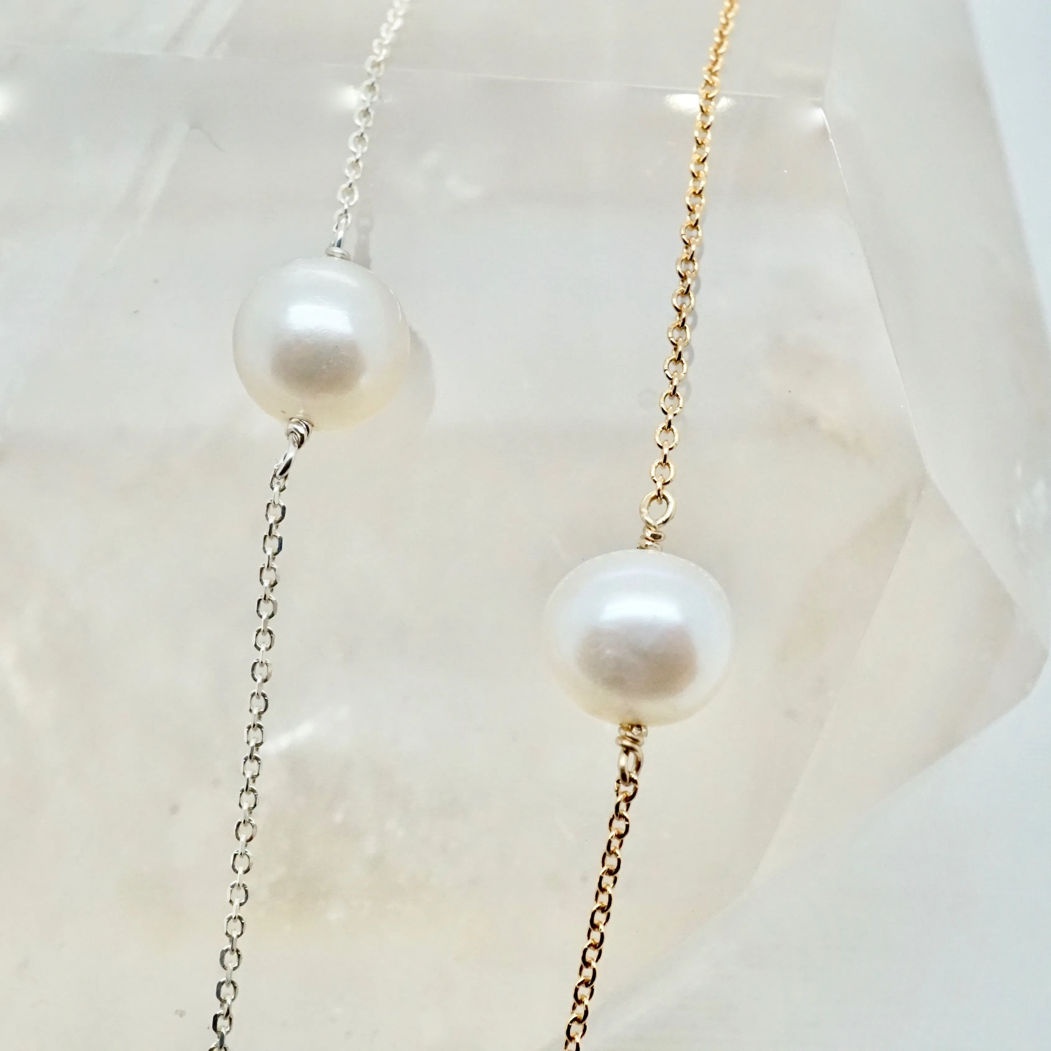 Round Pearl Necklace - Simple Pearl Chain Necklace - Pearl Floating Necklace