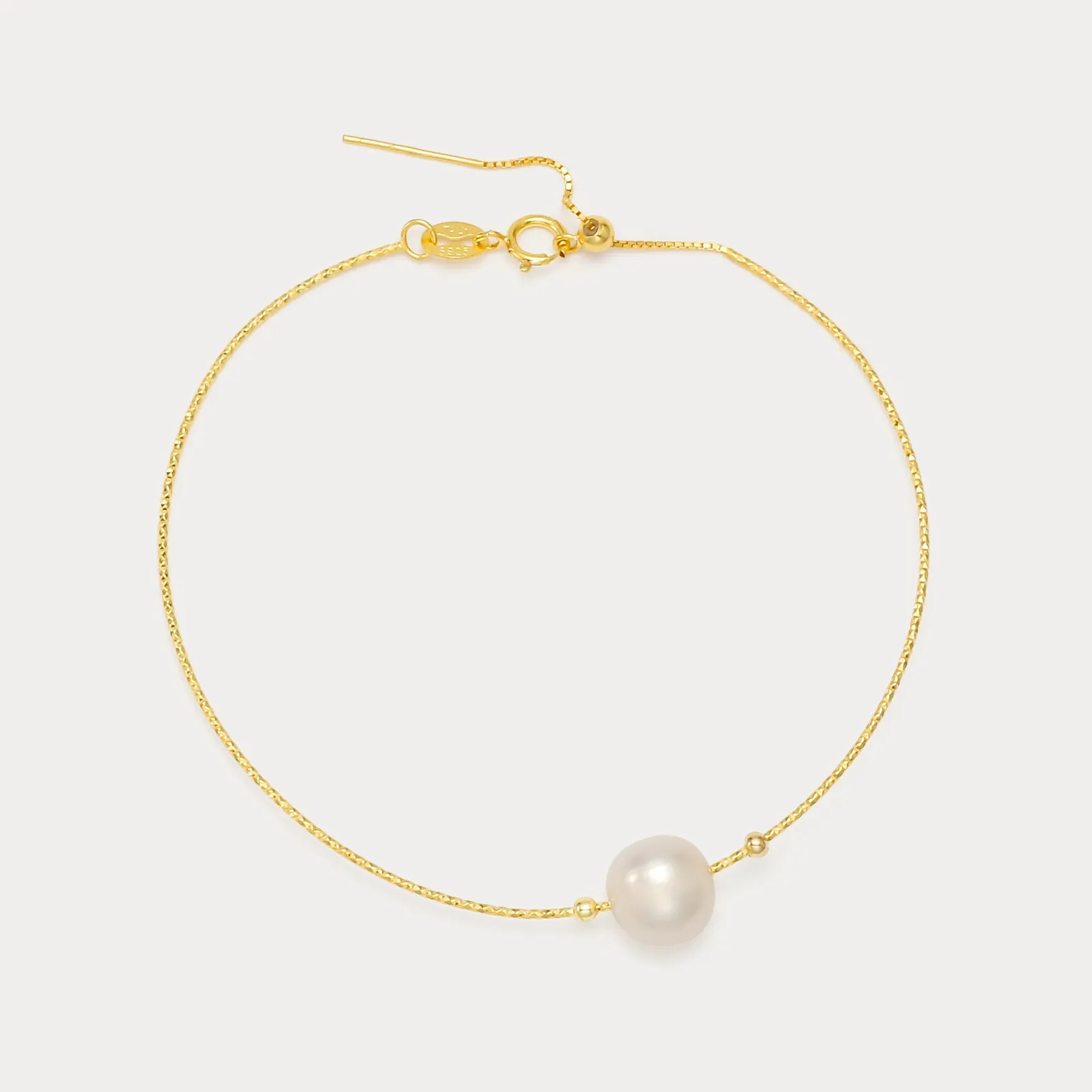 Simple Pearl Bracelet