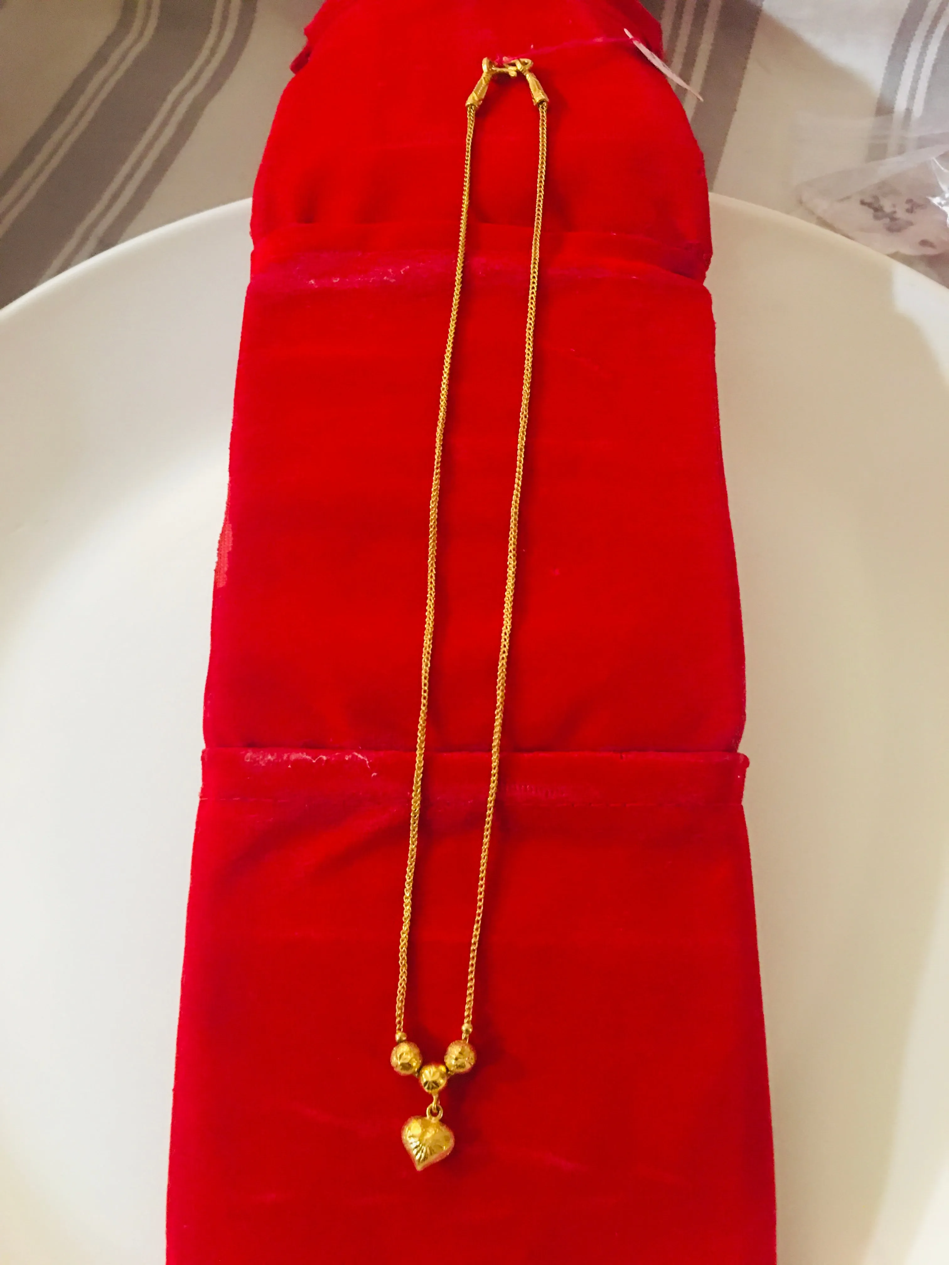 Sold out Item no. SP1032 Bangkok Solid Gold 17”long Choker & 8 grams