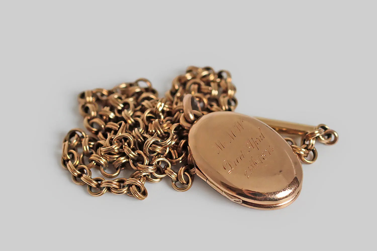 Victorian Anchor & Banner Memorial Locket