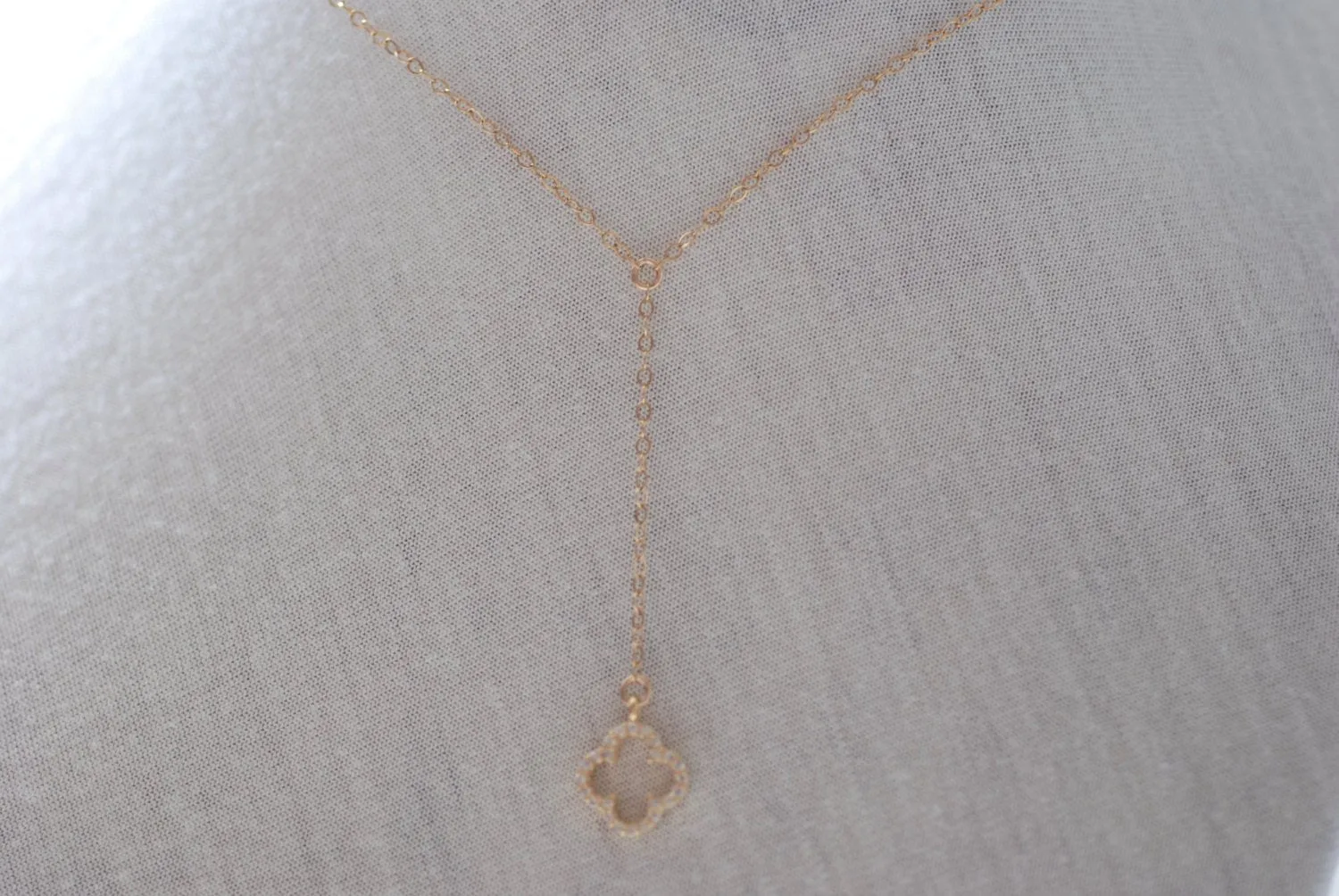 Wholesale Gold Quatrefoil Clover Necklace Lariat with Cubic Zirconia, Clover Lariat,four leaf clover necklace,crystal clover charm,gold clover lariat